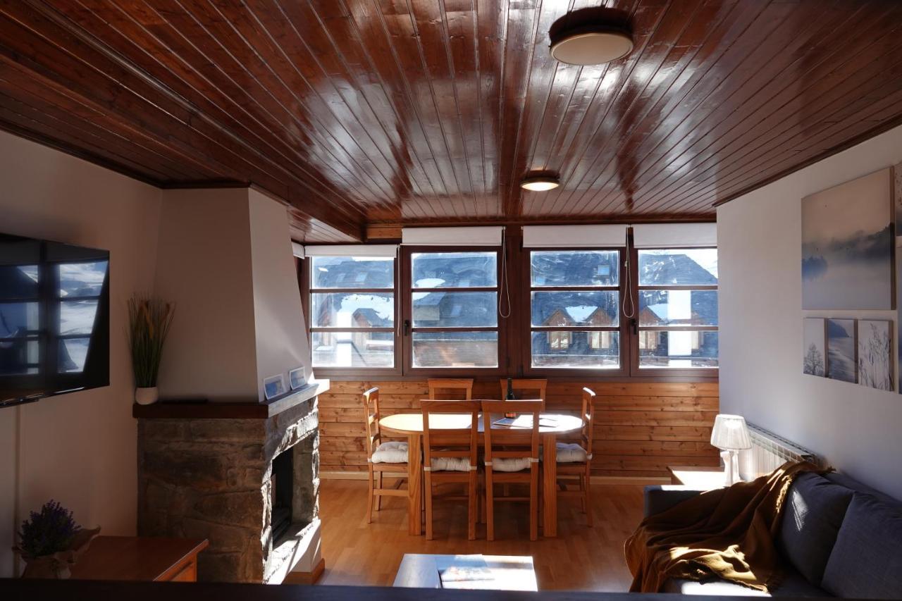 福米加尔Stone Garaje Cubierto Y Trastero Pirineos360公寓 外观 照片